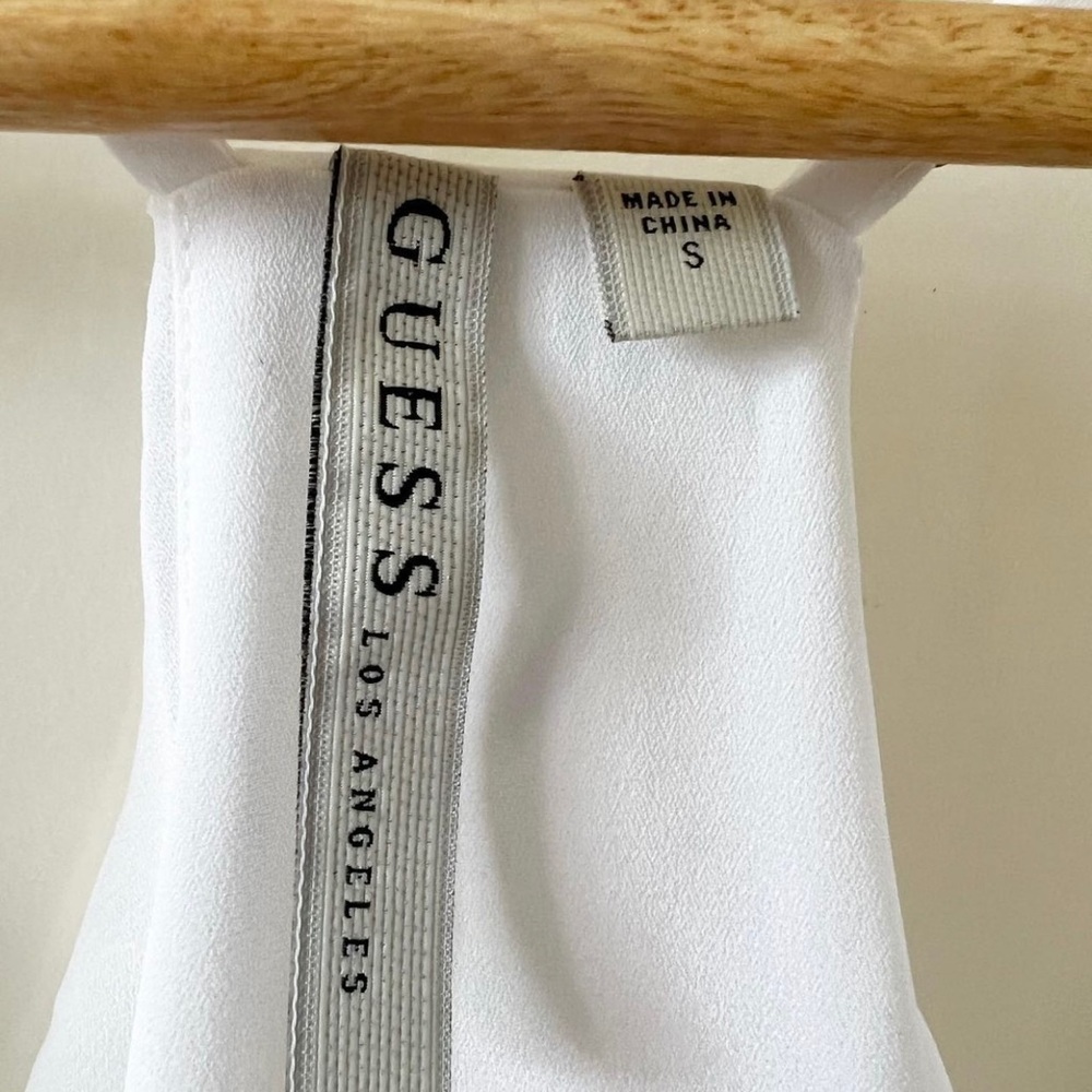 Guess White Top - Picture 2 of 2